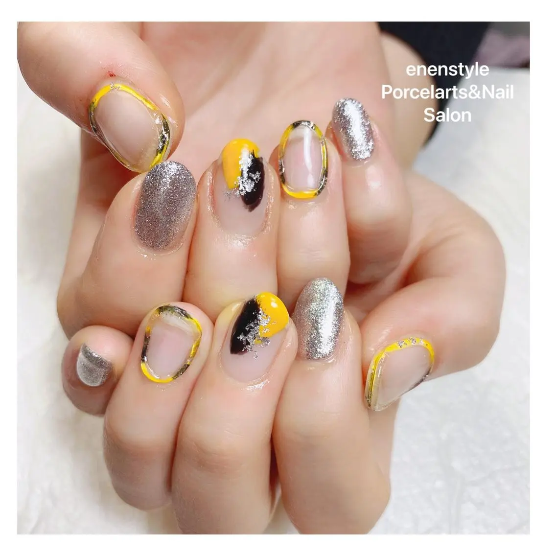 ミディアム ネイル ハンドネイル 🐾enen style 🐾のネイルデザイン