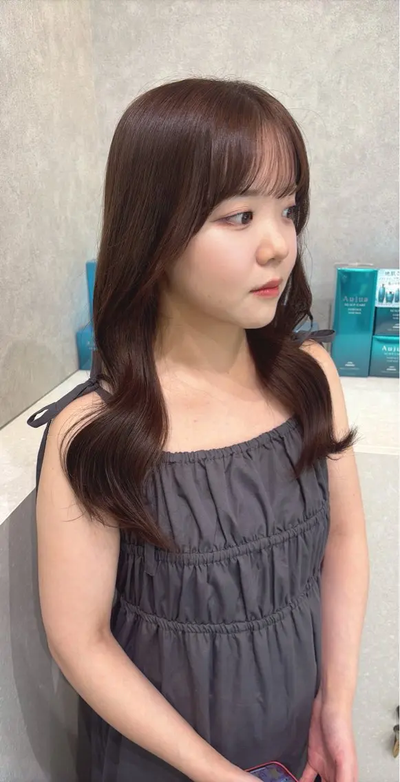セミロング カラー カット ヘアカラー トリートメント 🇰🇷韓国ヘア/ハ イトーン💞yui♡のヘアスタイル