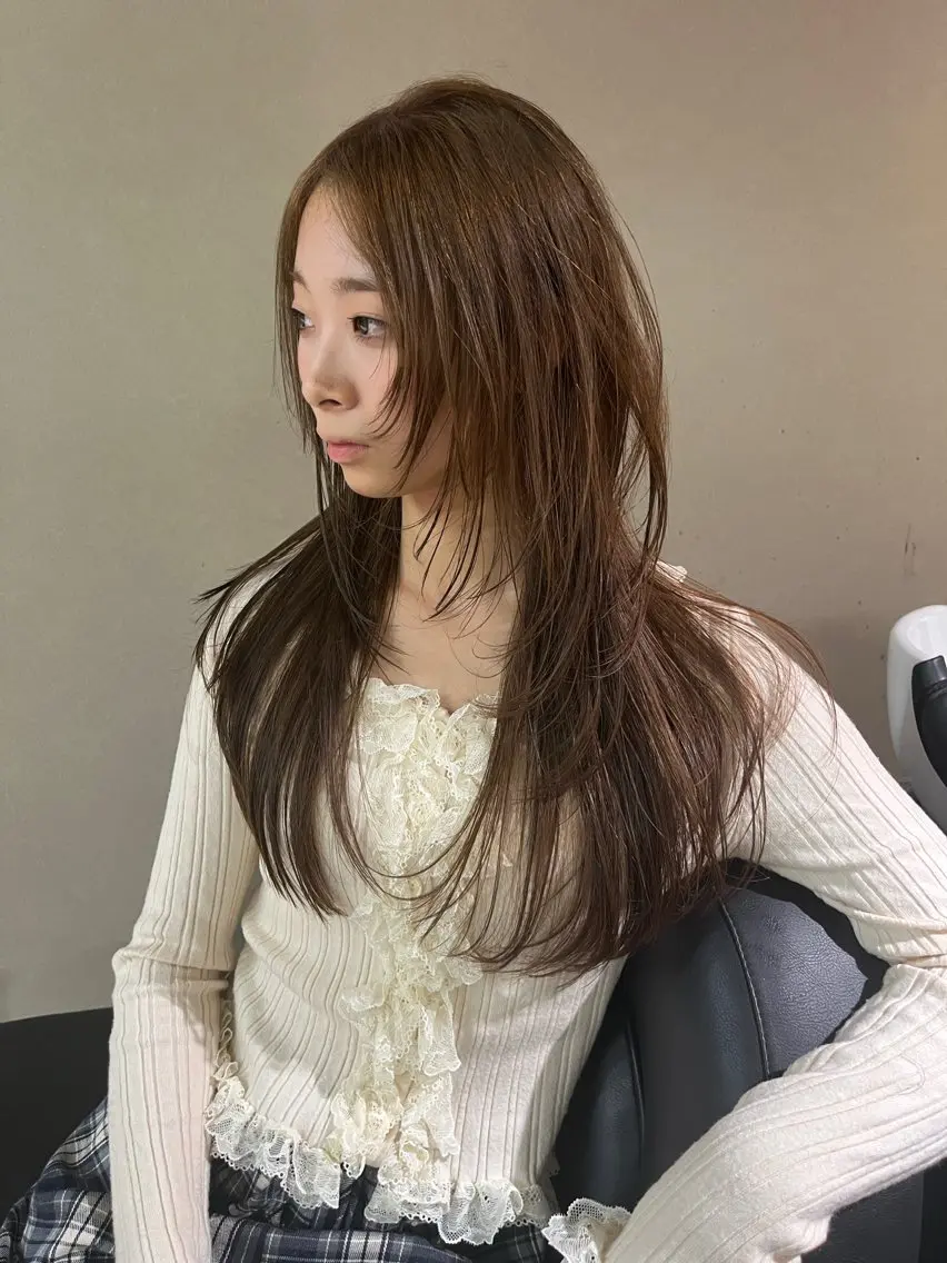 ロング 💖艶ハイトーン髪質 改善💖ケンシンのヘアスタイル
