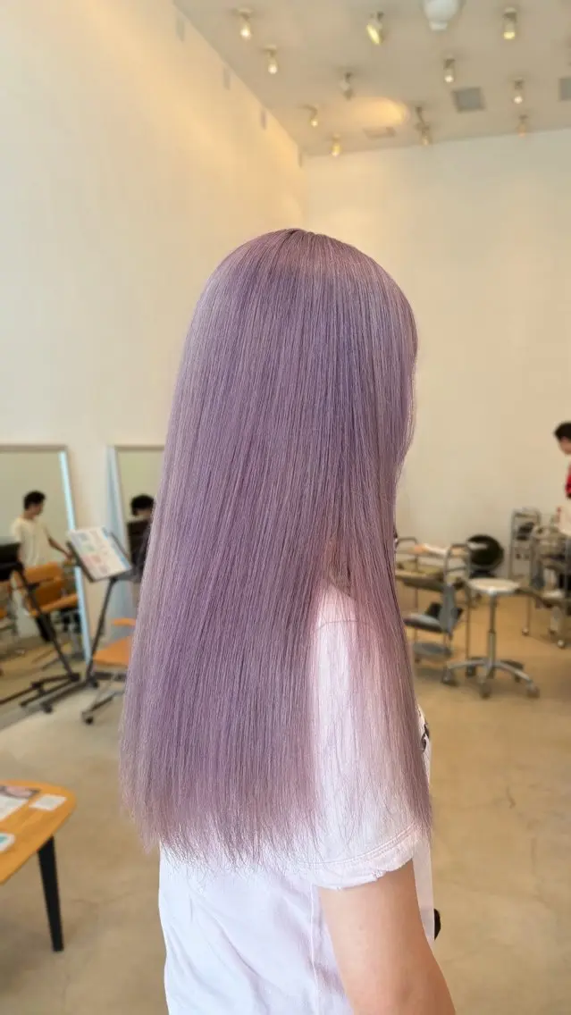 ロング ヘアカラー 羽鳥 菜々子のヘアスタイル