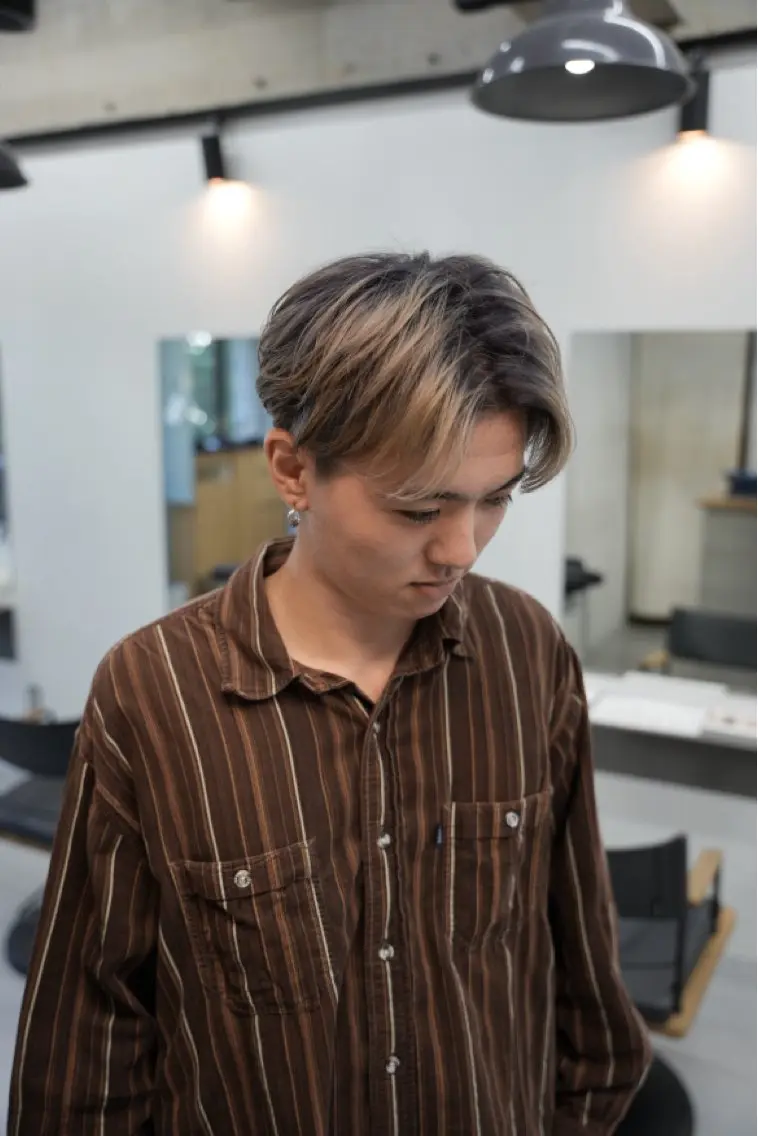 ショート カラー メンズ カット パーマ スパイキーショート パーマ　具志堅　太志のヘアスタイル
