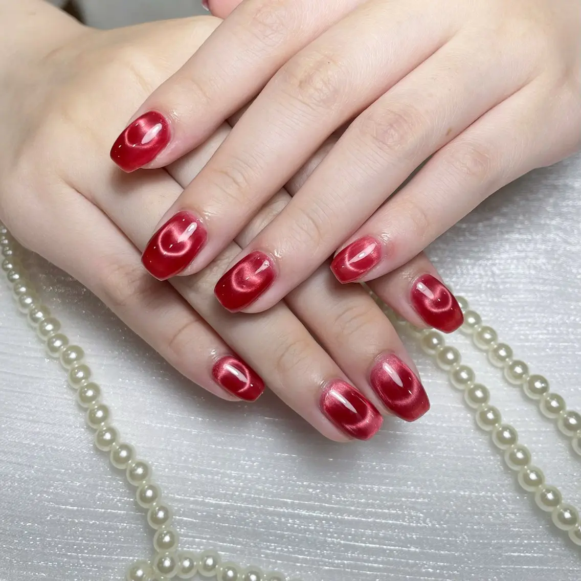 ネイル キラキラネイル シンプルネイル 春ネイル ワンホンネイル 冬ネイル Quynh Sora Nailのネイルデザイン