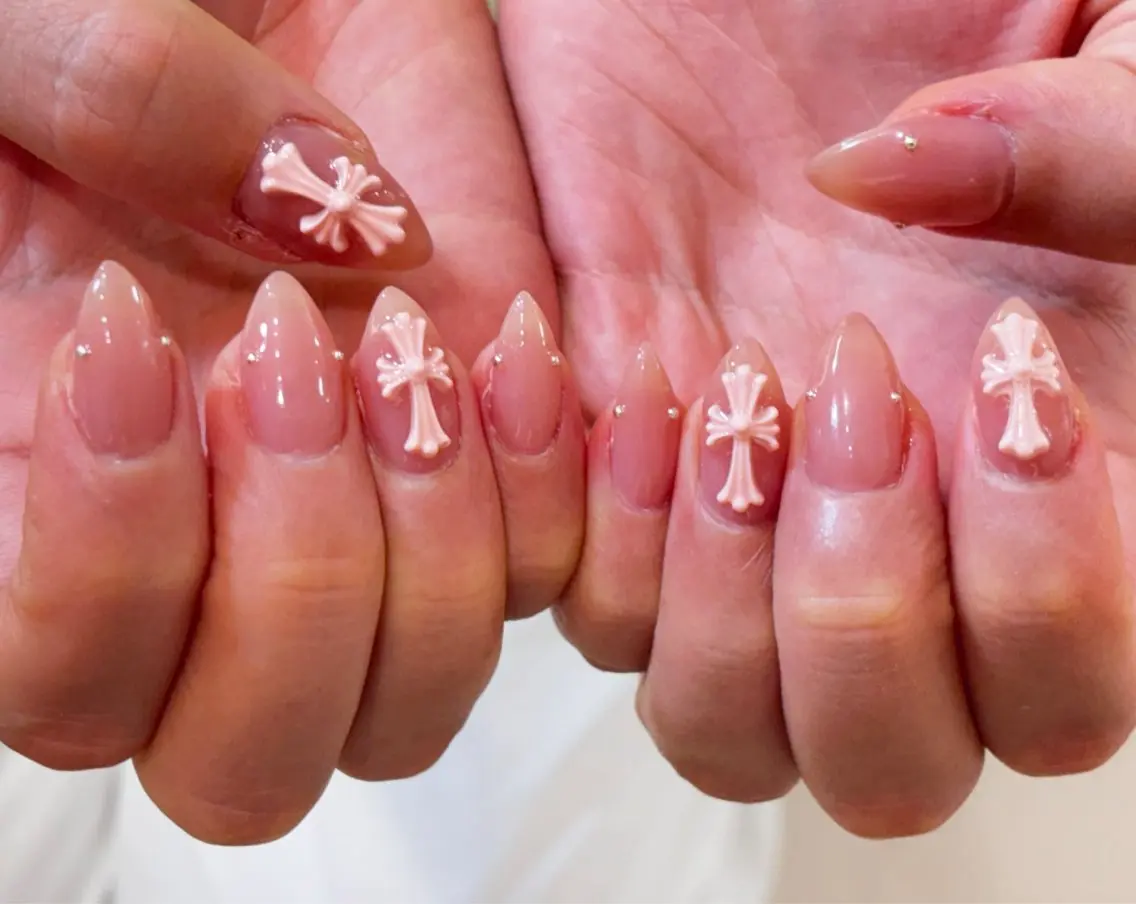 ネイル アートネイル オーロラネイル チークネイル 長さ出し フレンチネイル ハンドネイル ハンドケア Yumi Nail Seiのネイルデザイン