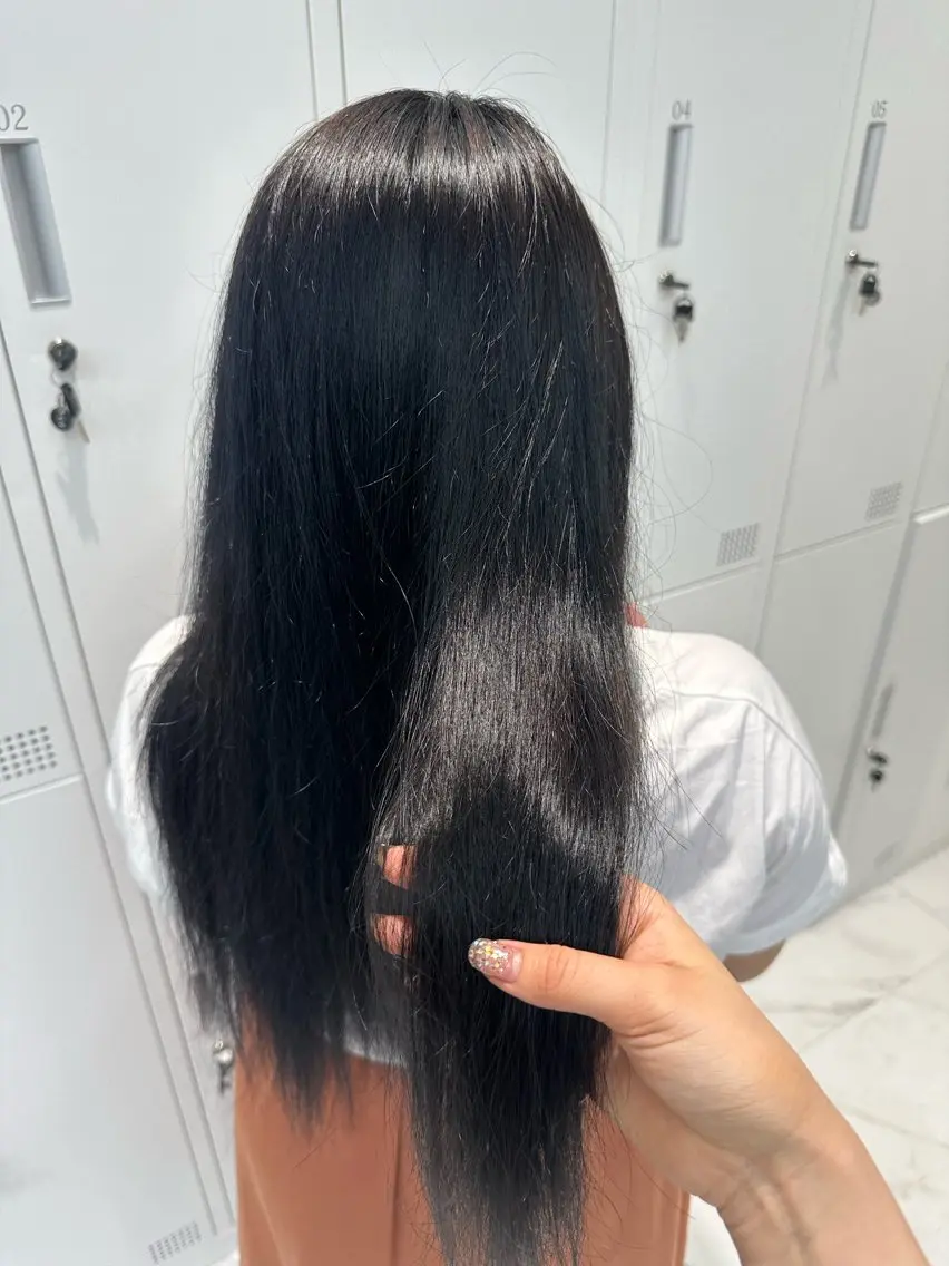ロング カラー 黒髪 ブルーカラー ブルーブラック トリートメント マイ /暖色カラーのヘアスタイル