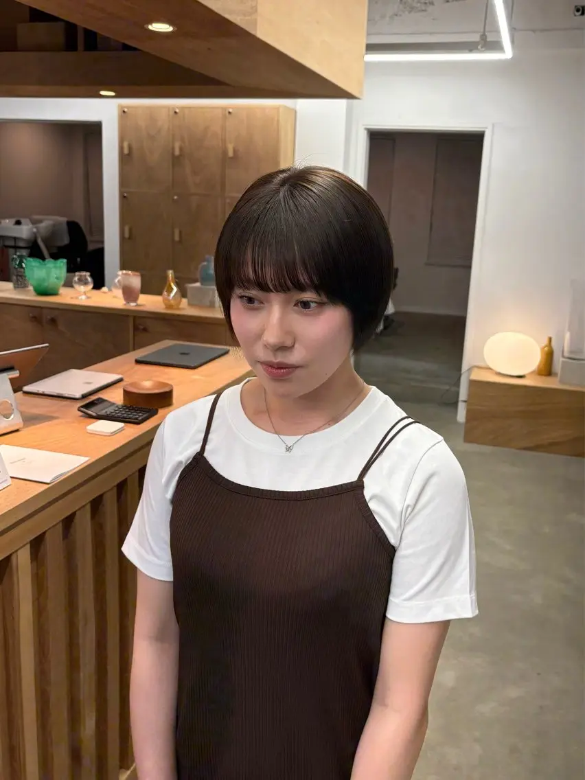 ショート カラー 吉野 新菜のヘアスタイル