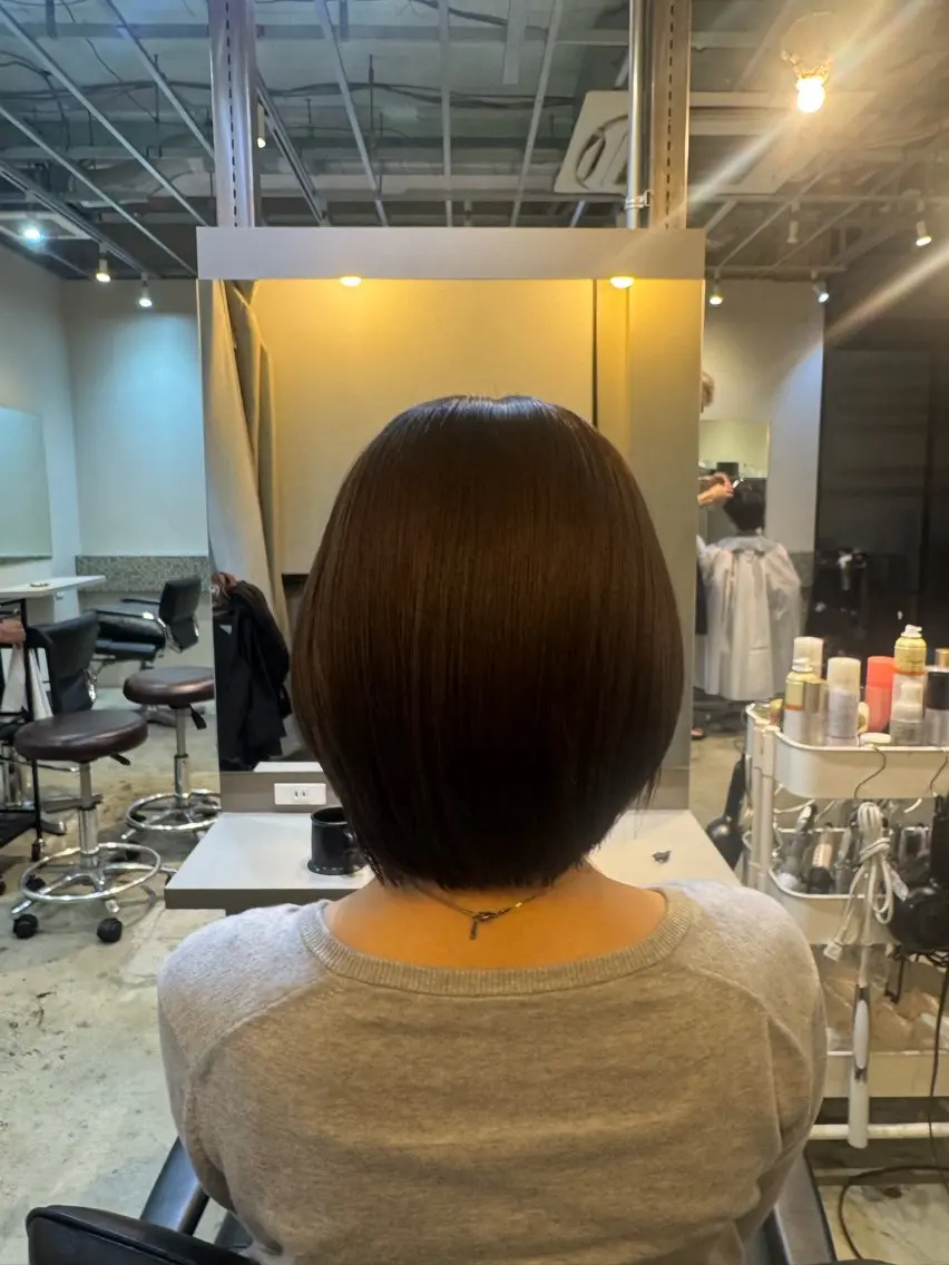 カラー ヘアカラー 櫻木 志穏のヘアスタイル