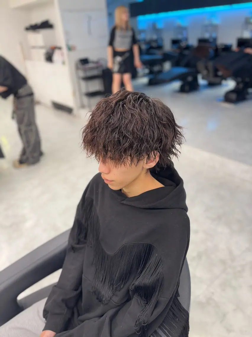 ショート パーマ 頭身浴ヘッドスパ🌿 艶カラー/ヒロトのエステ・リラクイメージ