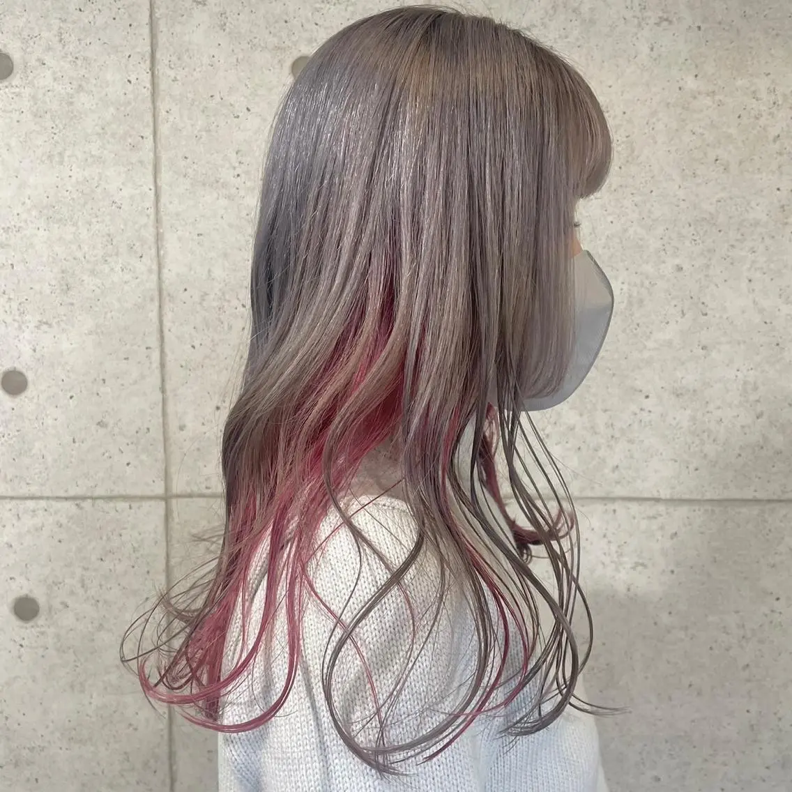 セミロング カラー miki 🦎のヘアスタイル