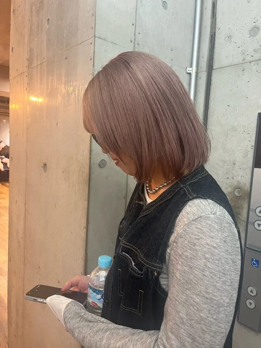 ショート カラー ヘアカラー トリートメント 透明感/ブリーチ/ 髪質改善💛miuのヘアスタイル