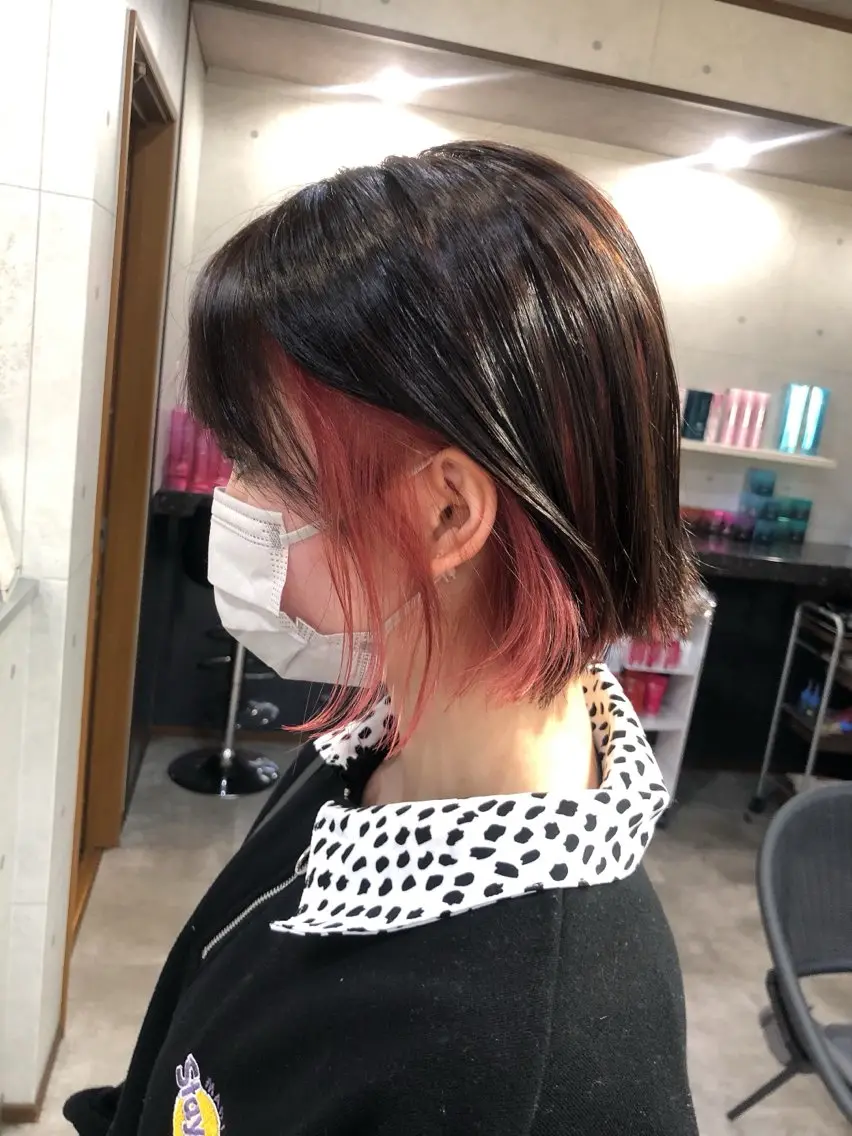 ミディアム ボブ くびれヘア くせ毛 髪質改善 切りっぱなしロブ REVE 美容室のヘアスタイル