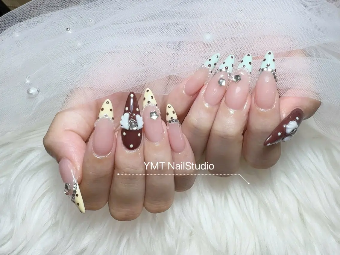 ネイル ハンドネイル YMT NailStudioのネイルデザイン