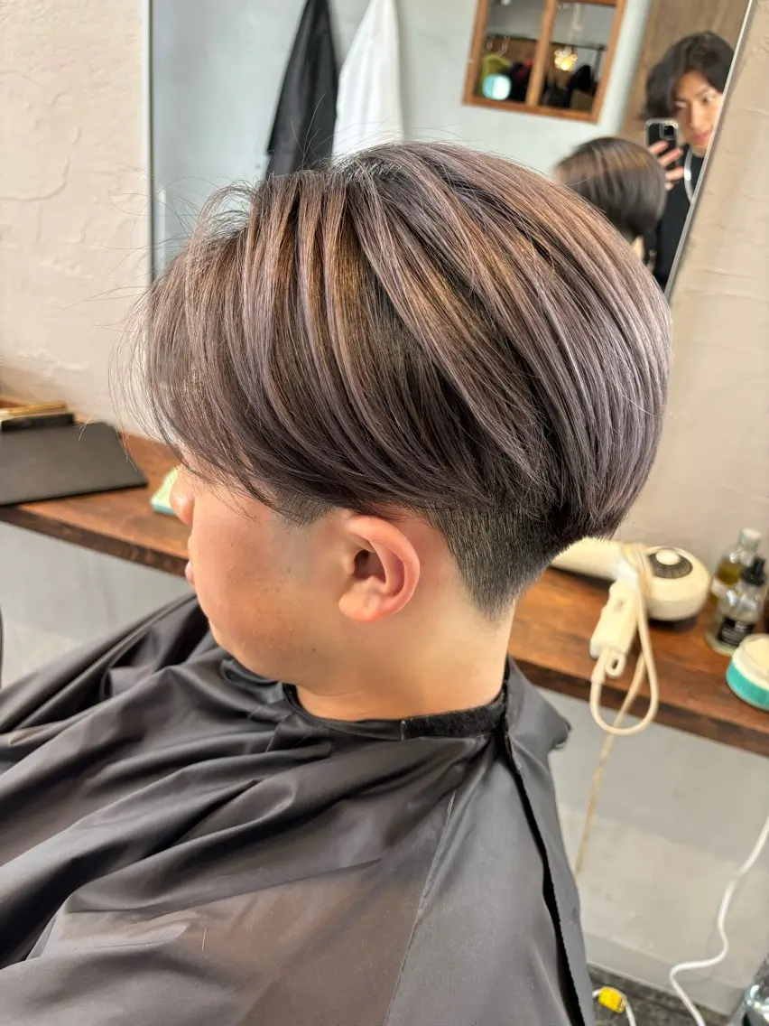 メンズ ヘアカラー トリートメント 髪質改善・ハイトーン 🌈SENAのヘアスタイル