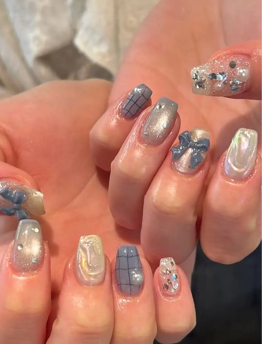 ネイル フレンチネイル グラデーション 韓国ネイル ラメ(グリッター) マグネットネイル ハンドネイル Lumi de nailsのネイルデザイン