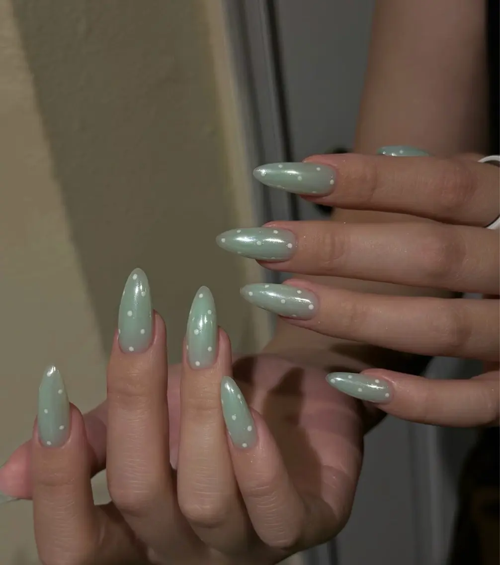 ネイル ハンドネイル Luna Gladeのネイルデザイン