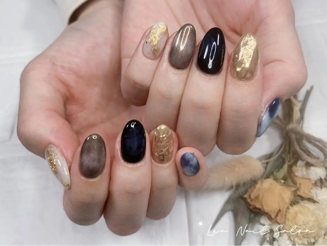 ショート カラー ネイル Le’a NailSalonのネイルデザイン