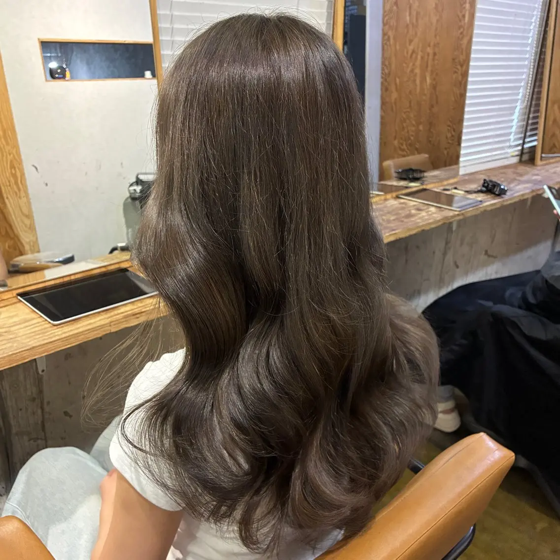 ロング カラー ベージュカラー ブラウンカラー ブラウンベージュ 透明感カラー ヘアカラー トリートメント ふかたさや🌟 艶感カラー🌟のヘアスタイル