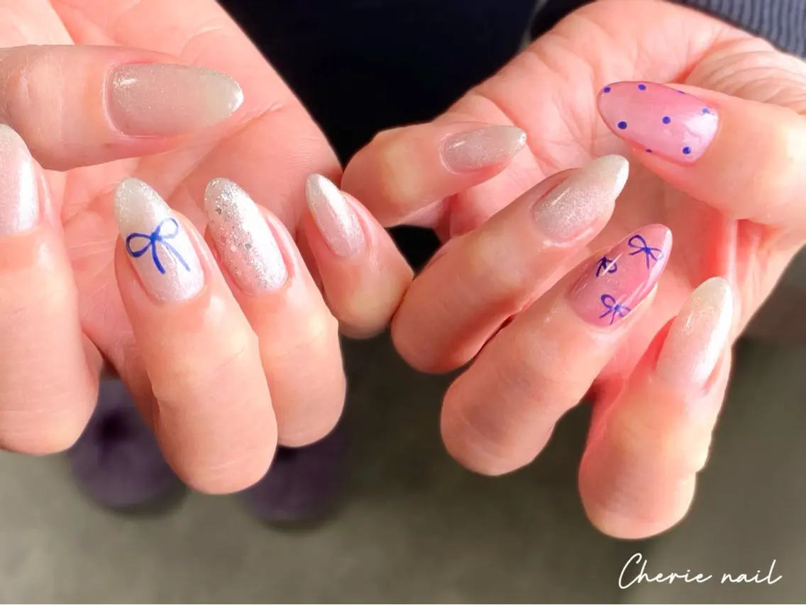 ネイル ジェルネイル ラメ(グリッター) マグネットネイル ネイビー ピンク Cherienail yunaのネイルデザイン