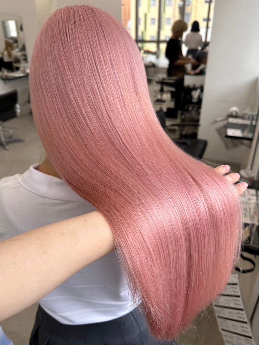 ロング カラー ブリーチ ハイトーンカラー ピンクカラー カット ヘアカラー 髙木 利央のヘアスタイル