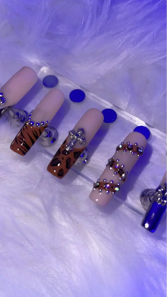 ネイル ハンドネイル BiBi Nanakaのネイルデザイン