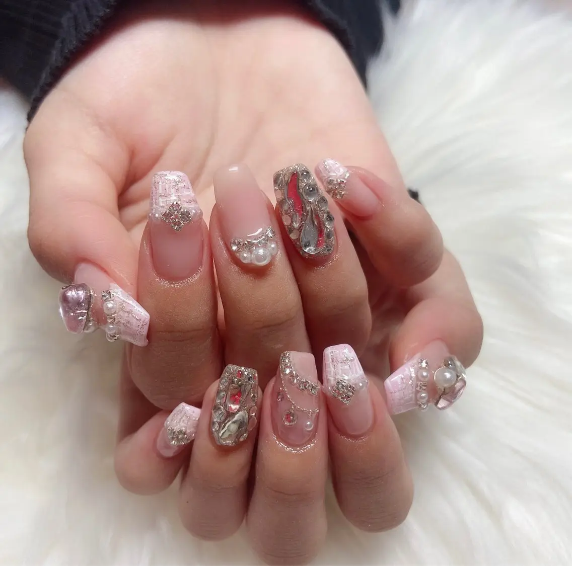ネイル ハンドネイル ＆ME アンドミーのネイルデザイン