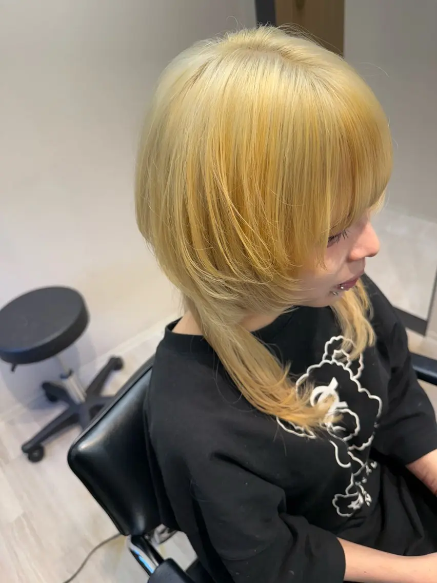 ロング カラー カット ヘアカラー トリートメント ヘッドスパ チナツ ,のヘアスタイル