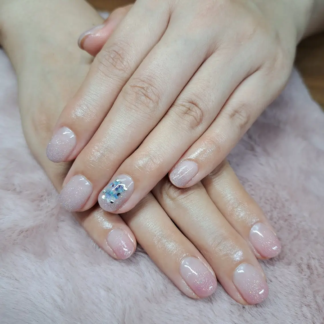 ネイル ブルー グラデーション ラメ(グリッター) ラメグラデーション HAYASHI  Nのネイルデザイン