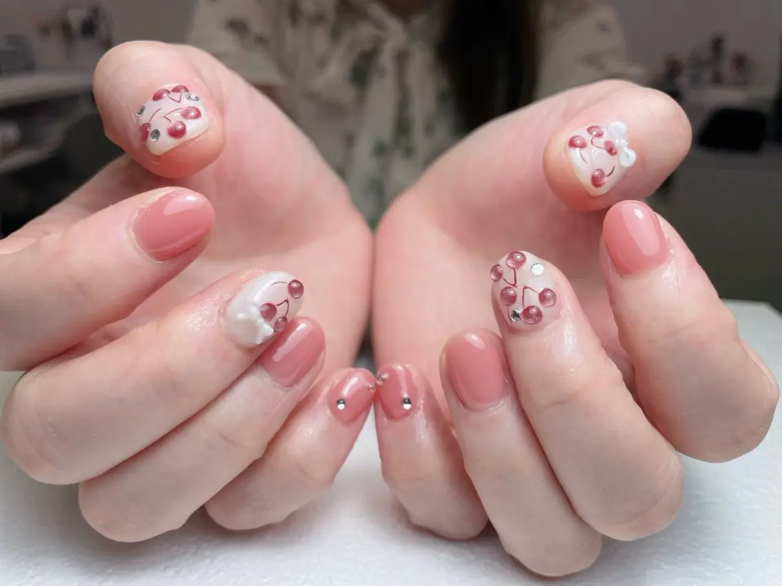 ネイル 中野駅から2分 MEO NAILのネイルデザイン