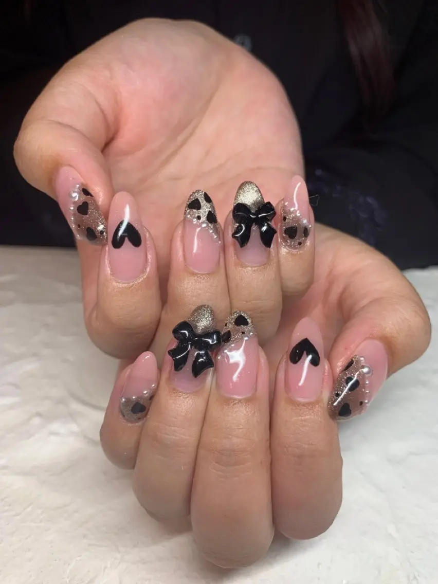 ネイル ハート マグネットネイル リボン happiness nailのネイルデザイン