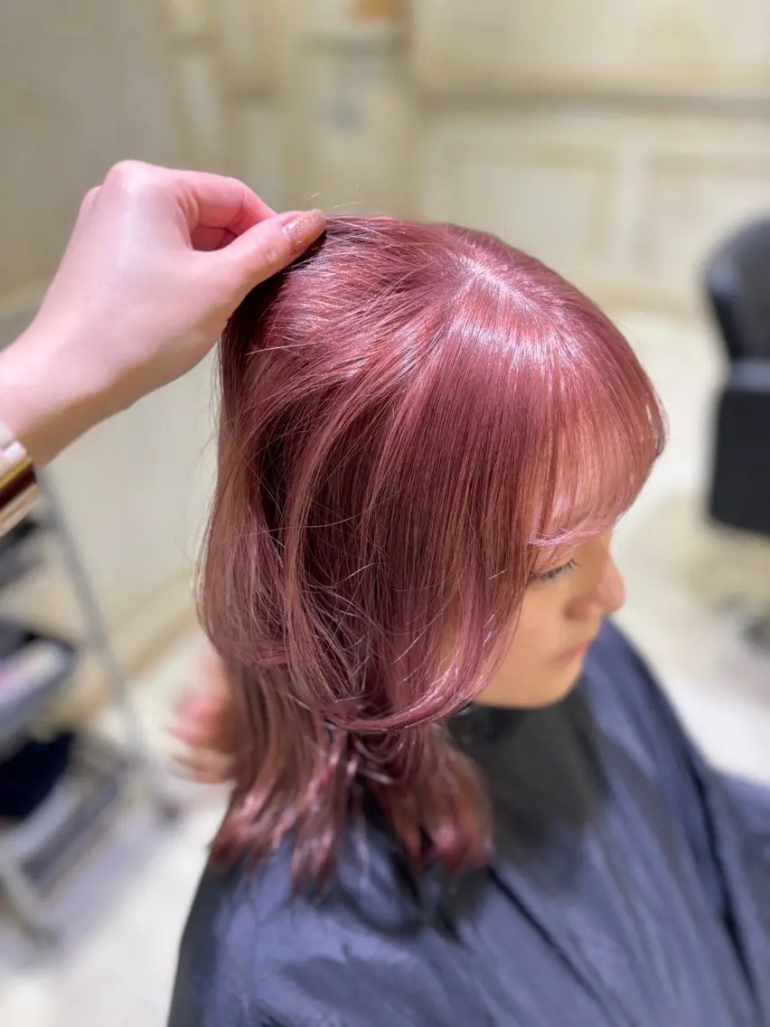 ミディアム カラー ブリーチ 🌷ピンク/韓国風 暖色カラー ゆい🌷のヘアスタイル