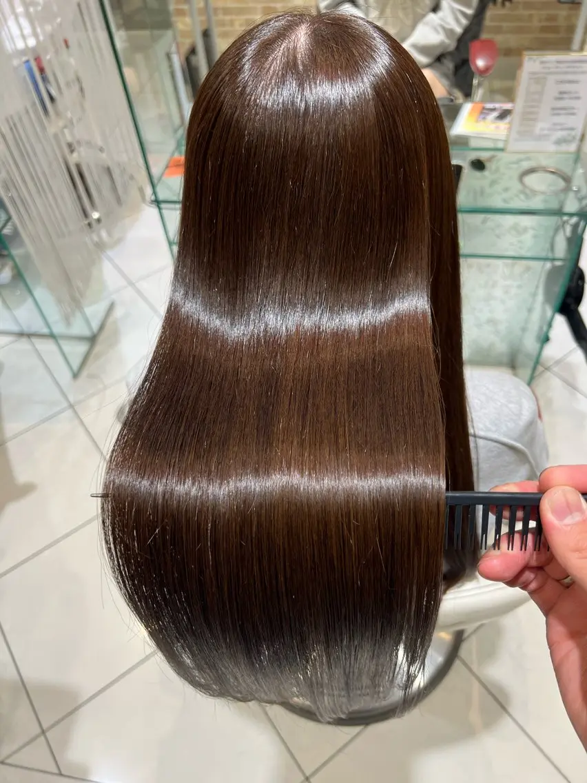 ロング カラー パーマ バレイヤージュ ブリーチ ケアブリーチ 透明感カラー デザインカラー カット ヘアカラー トリートメント 髪質改善×ハイトーン ✨倉持のヘアスタイル
