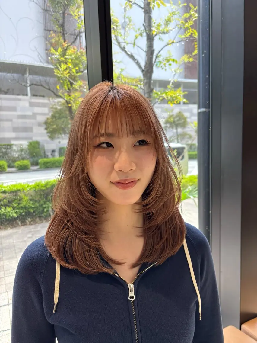 ミディアム ヘアカラー 太田代 桃のヘアスタイル