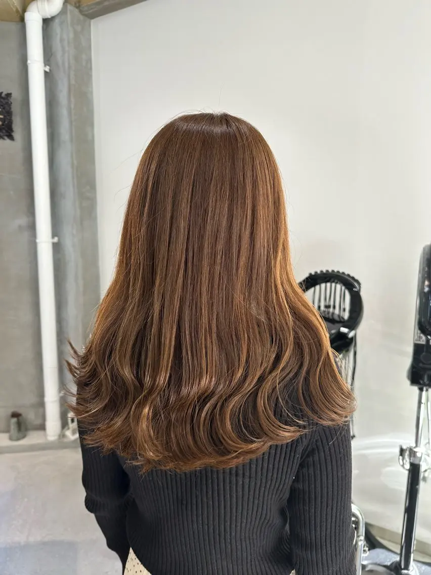 ロング カラー カット ヘアカラー トリートメント カイリ /レイヤーカットのヘアスタイル