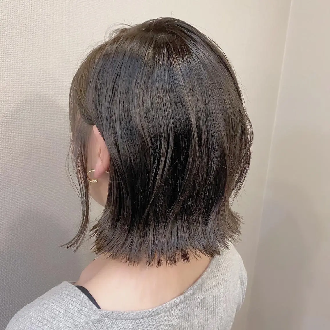 ミディアム カラー ハイライトカラー ボブ ハイライト 山口 浩之のヘアスタイル