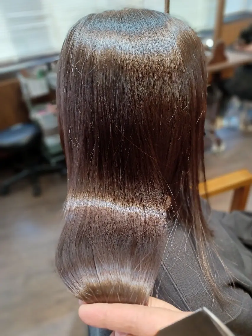 セミロング 髪質改善 トリートメント ✂️✂️徳　田✂️ ✂️のヘアスタイル