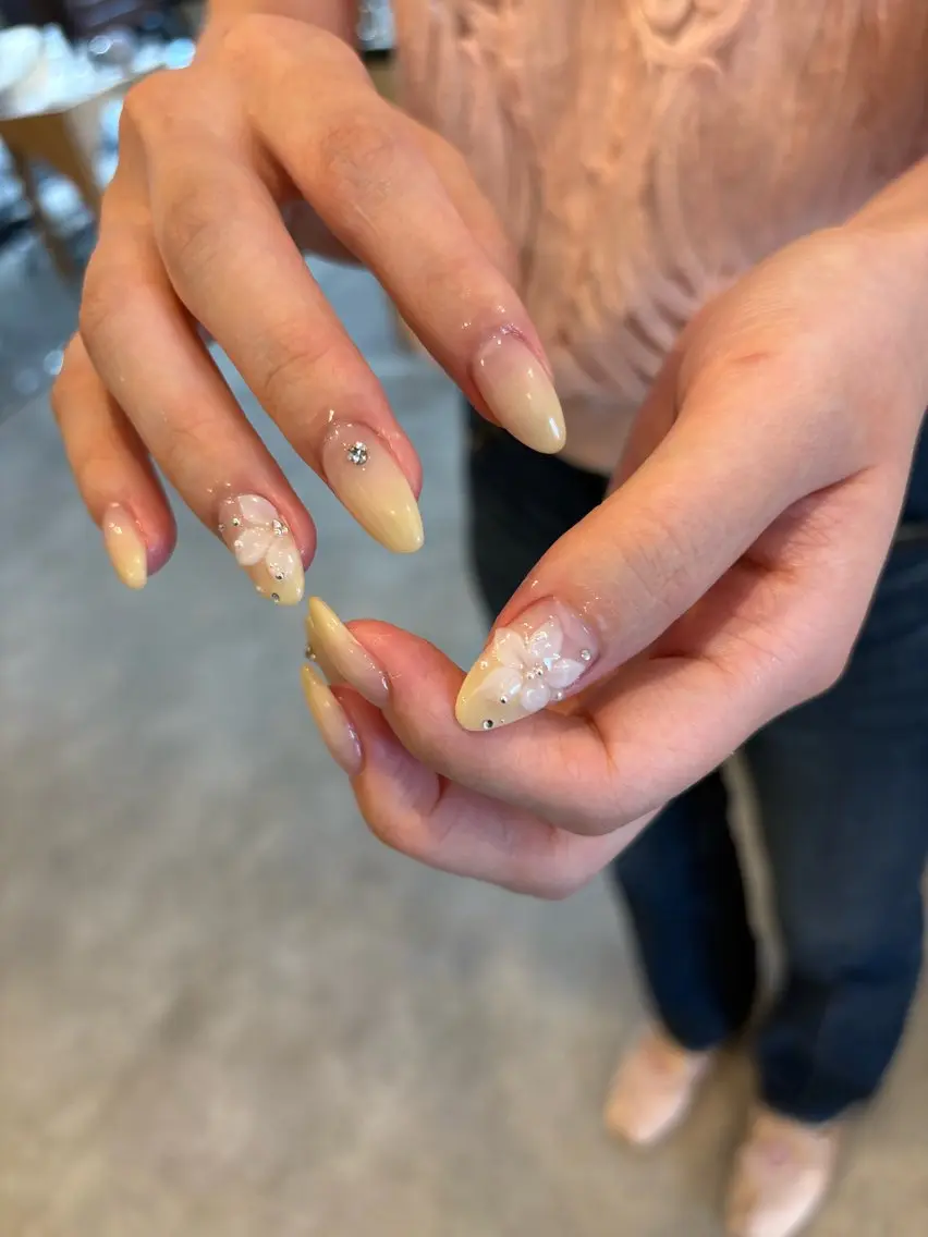 ネイル ハンドネイル Elle. ASAMIのネイルデザイン