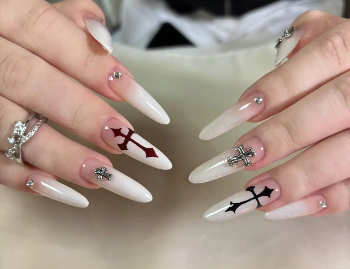 ネイル ハンドネイル ハンドケア 🍑 momo_nailのネイルデザイン