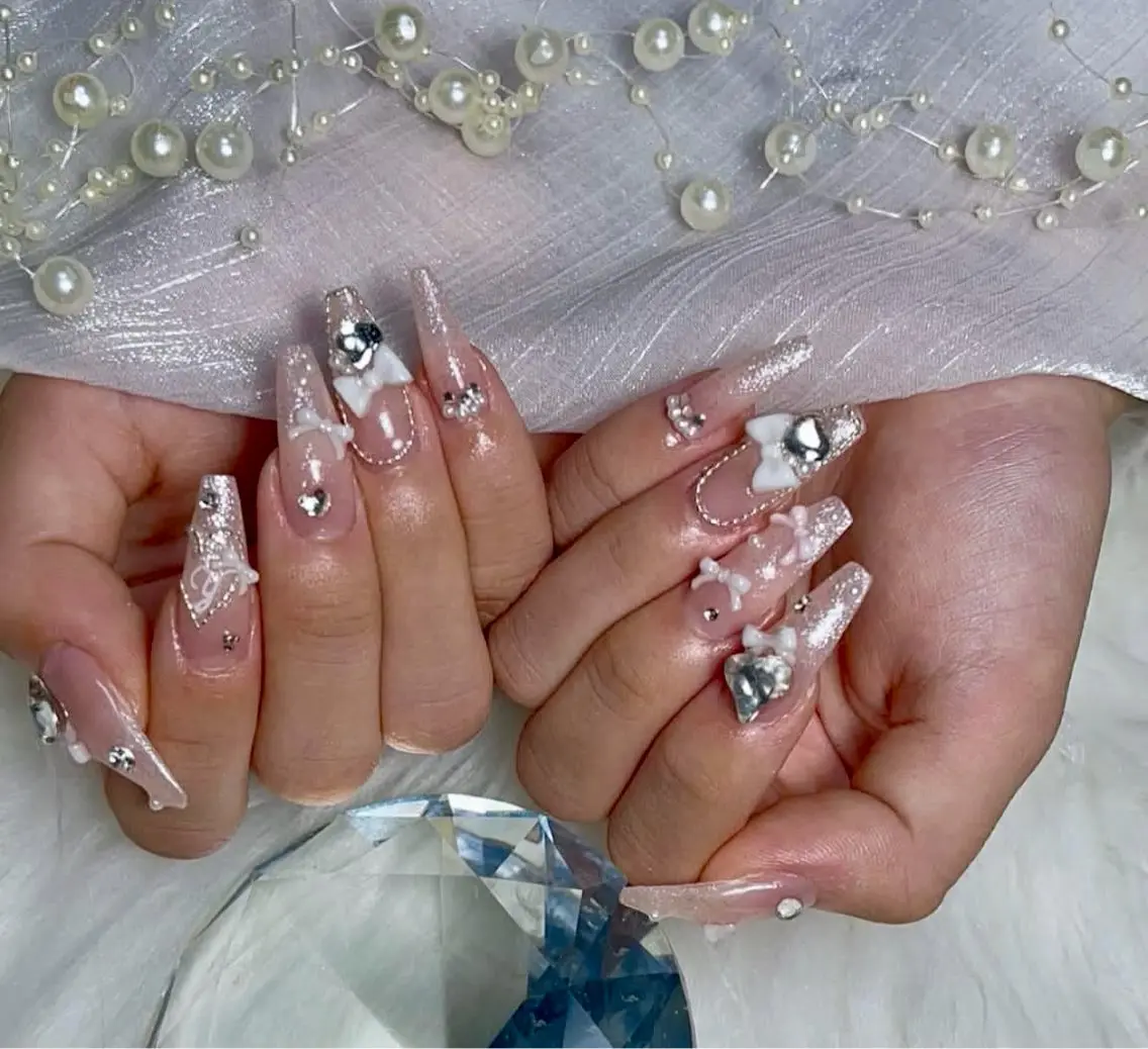 ネイル ハンドネイル Rinaky Amee Nailのネイルデザイン