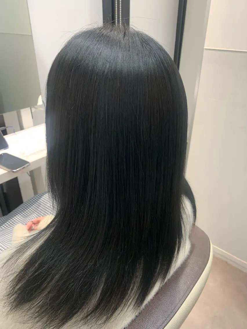 セミロング カット ヘアカラー トリートメント 松田 啓志のヘアスタイル