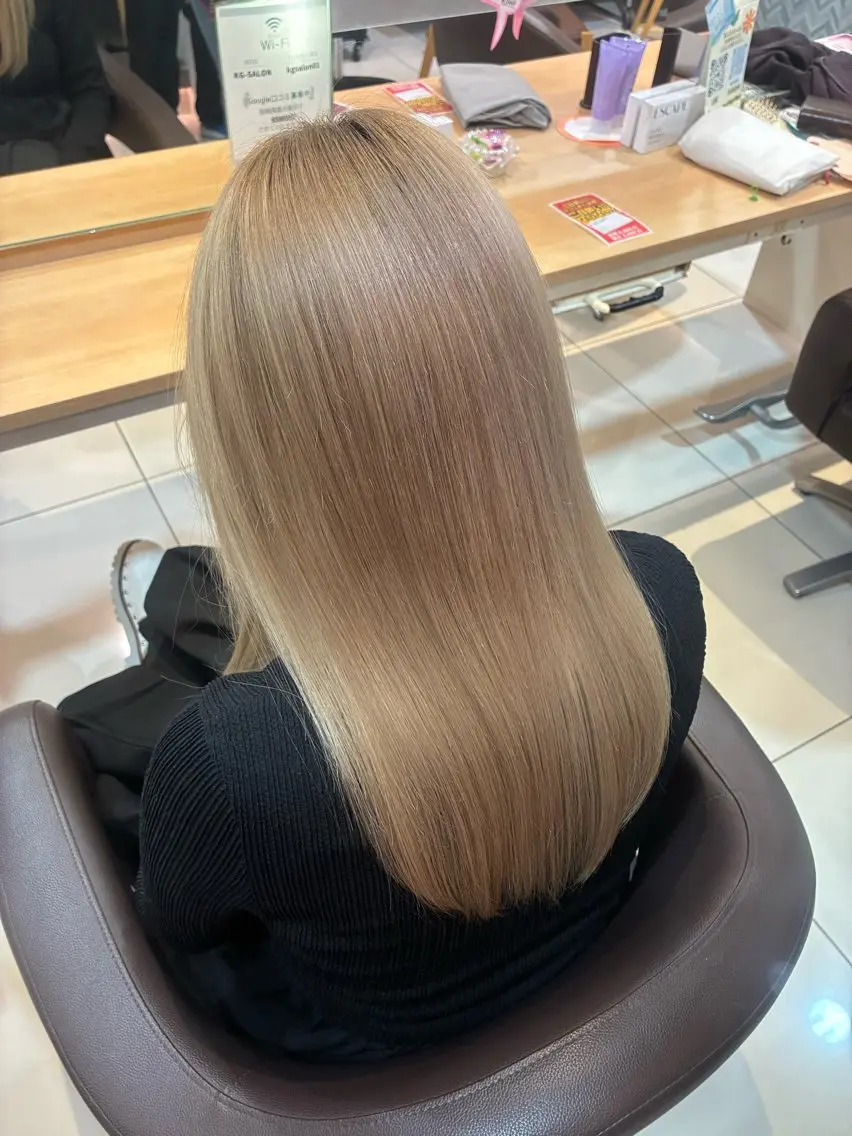 ロング トリートメント トリートメント ミルクティーベージュ 暖色カラー/池田麻帆のヘアスタイル