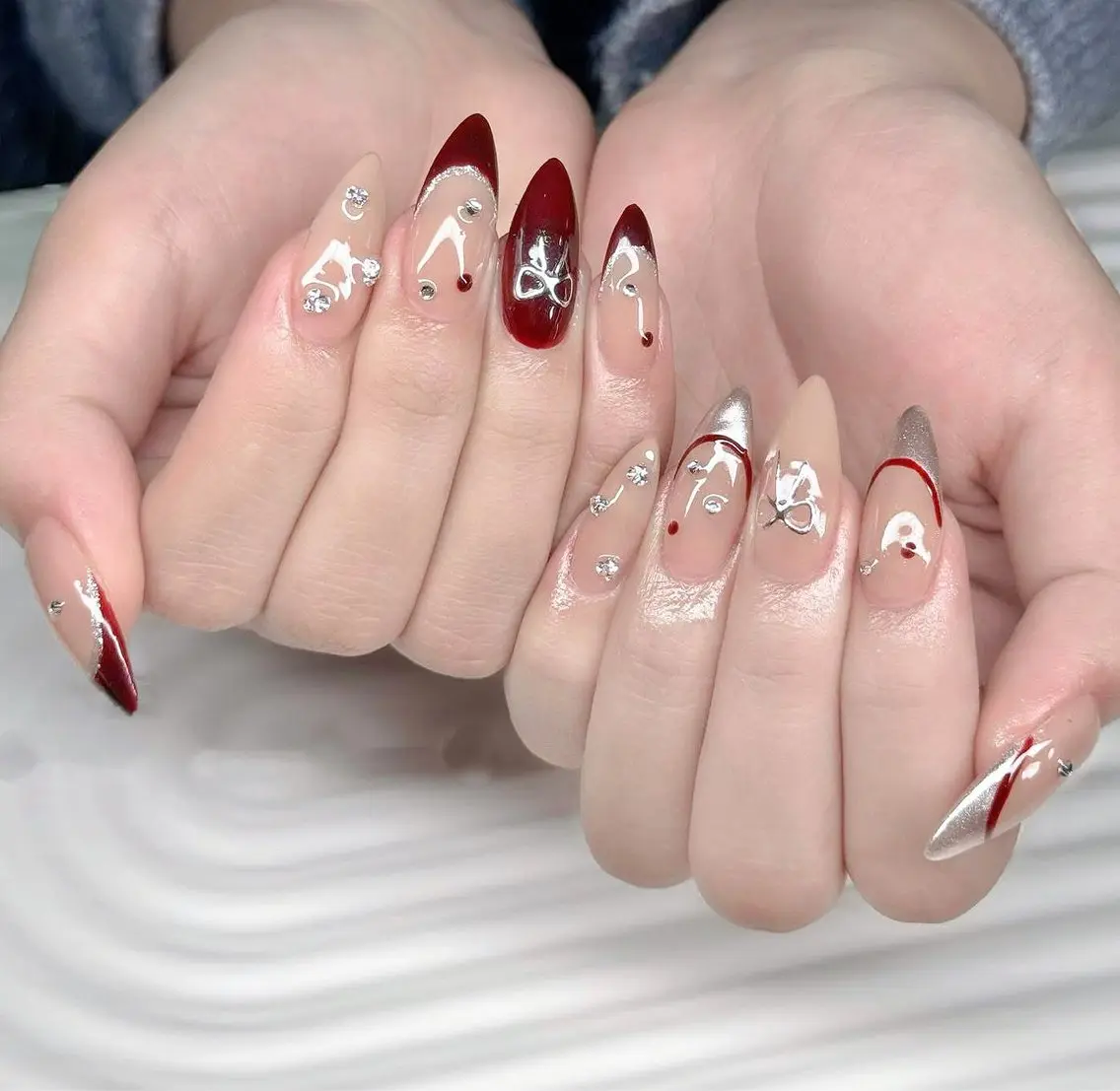 ネイル Hin Hana Nailのネイルデザイン