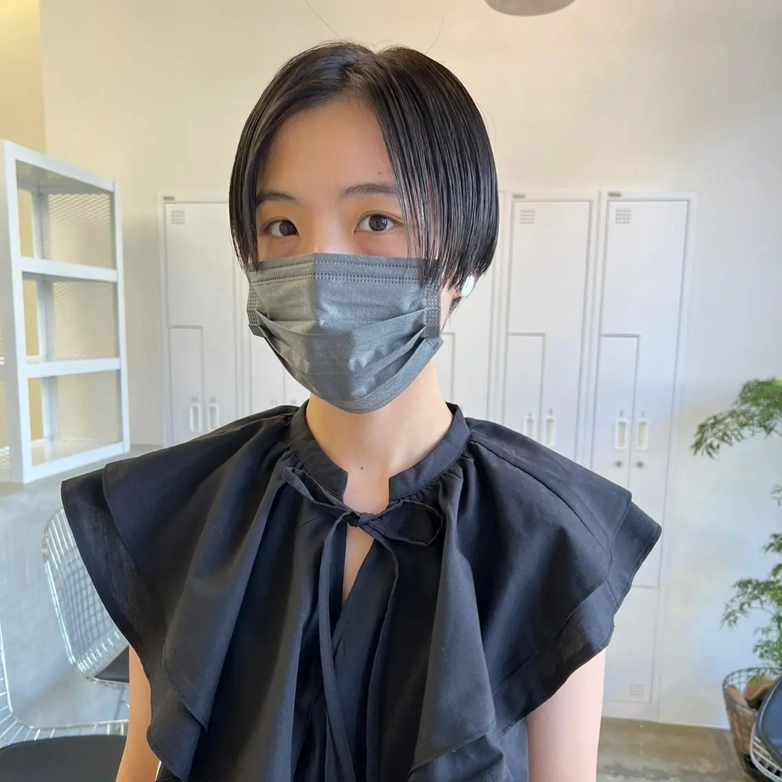ショート カット 縮毛矯正 クロスパーマ× 透明感カラー✂︎のヘアスタイル