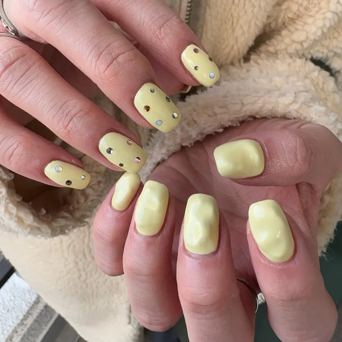 ネイル ハンドネイル カメレオン京橋🌻 草葉由佳のネイルデザイン