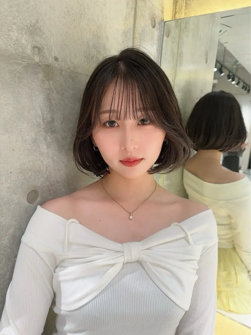 ミディアム karin ボブハイトーンのヘアスタイル