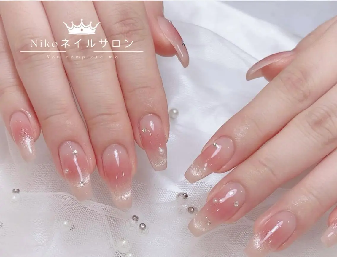ネイル 長さ出し フットネイル フレンチネイル ジェルネイル ガラスフレンチ Niko ネイルサロン大宮店のネイルデザイン