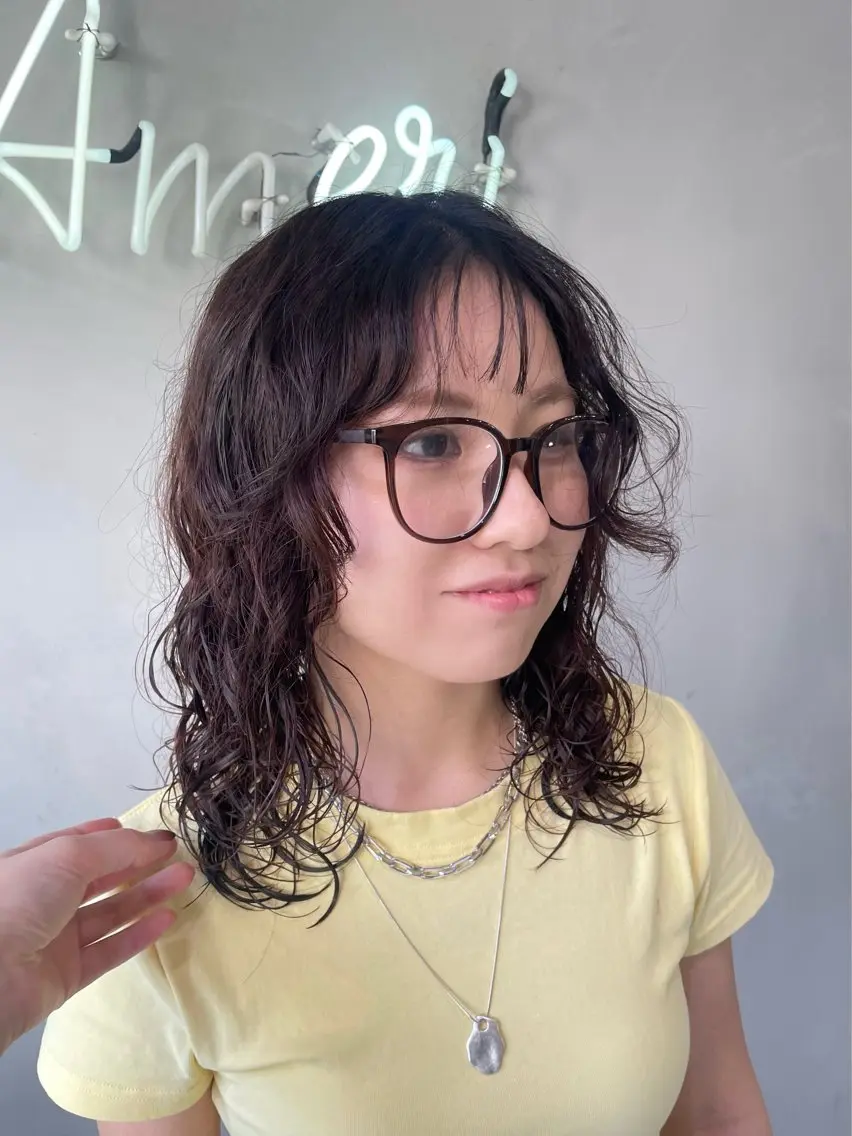 ミディアム カラー パーマ カット ヘアカラー パーマ トリートメント 新宿/透明感カラー/ 髪質改善/桜良のヘアスタイル