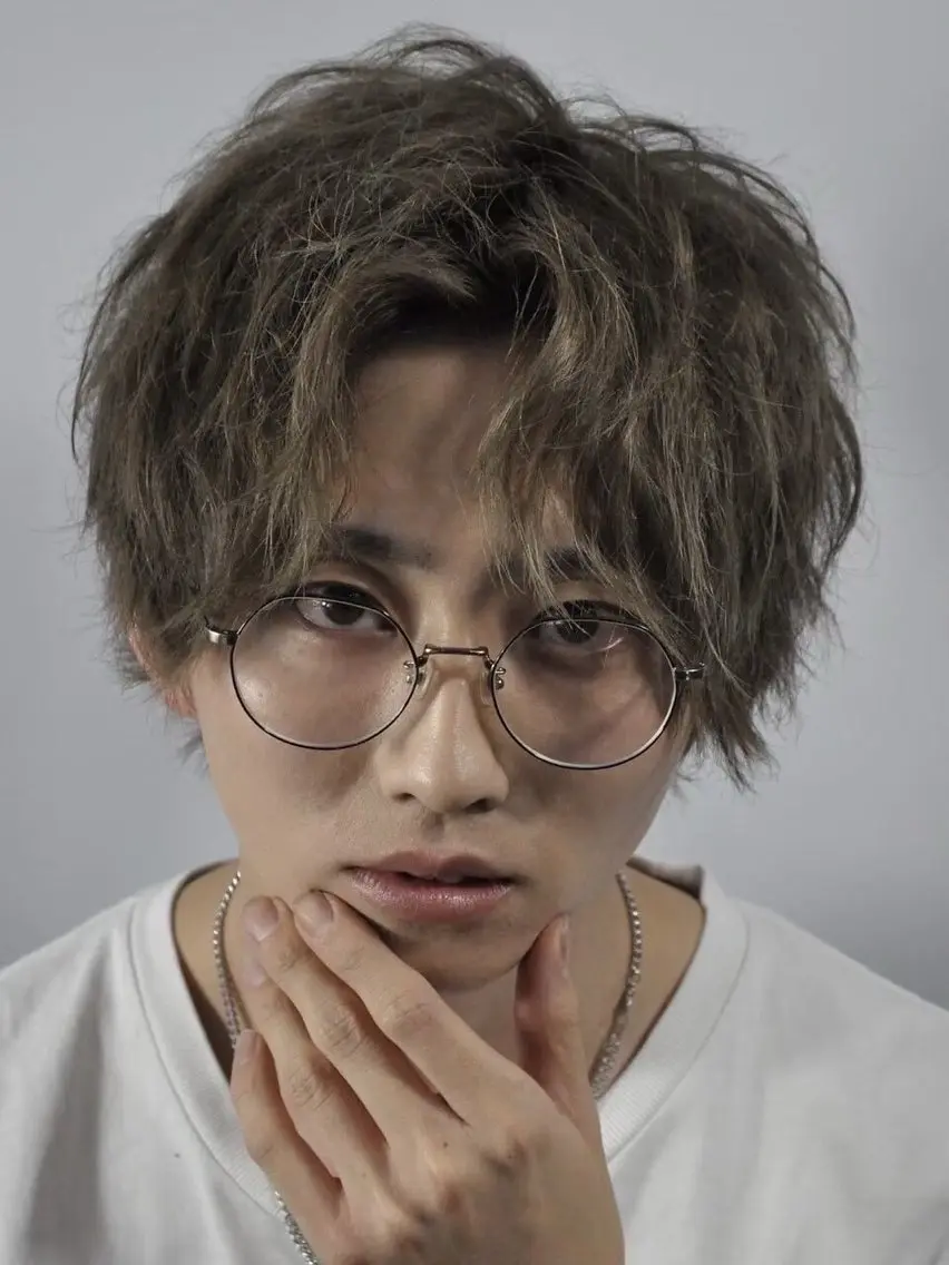 ミディアム 小島 優奈のヘアスタイル