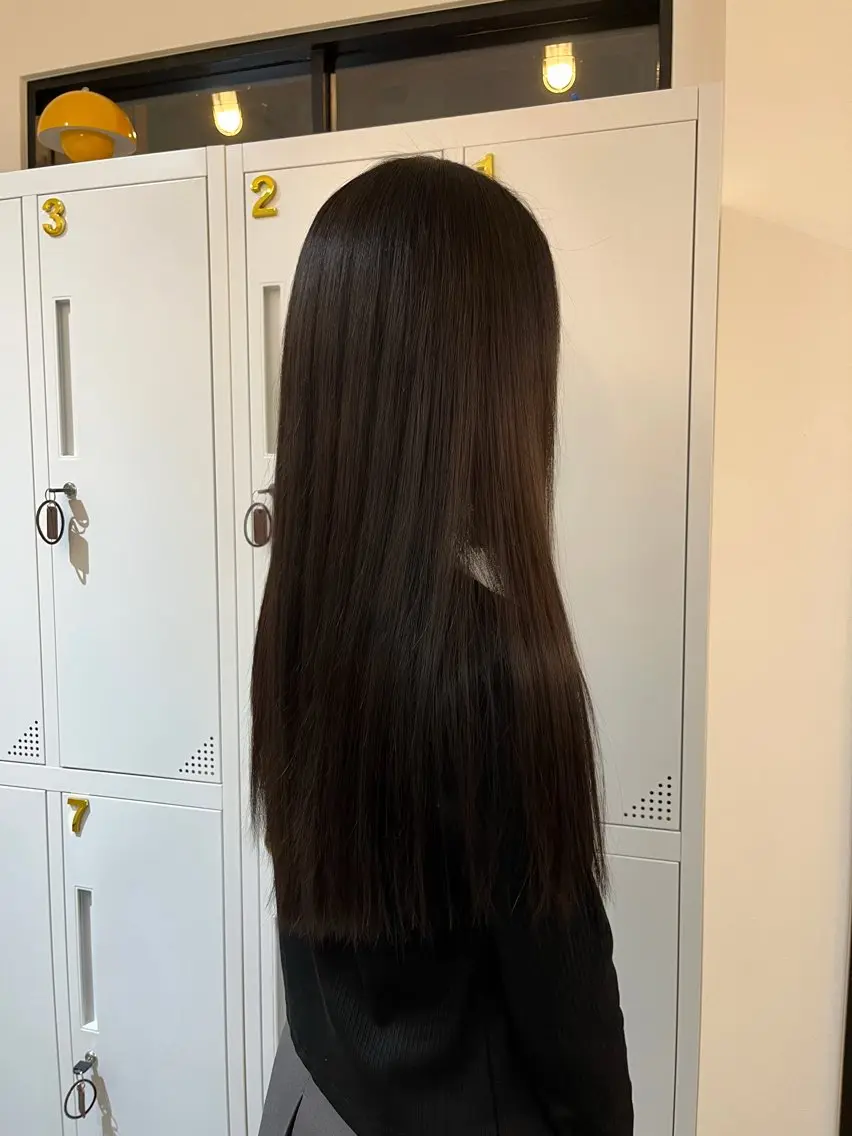ロング カラー ヘアカラー 原口 桃歌のヘアスタイル