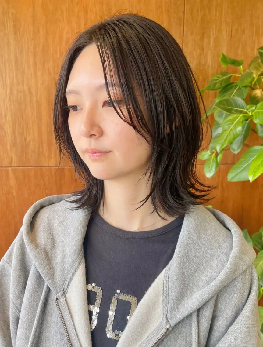 ミディアム ウルフカット カット yukii しまむら のぞみのヘアスタイル