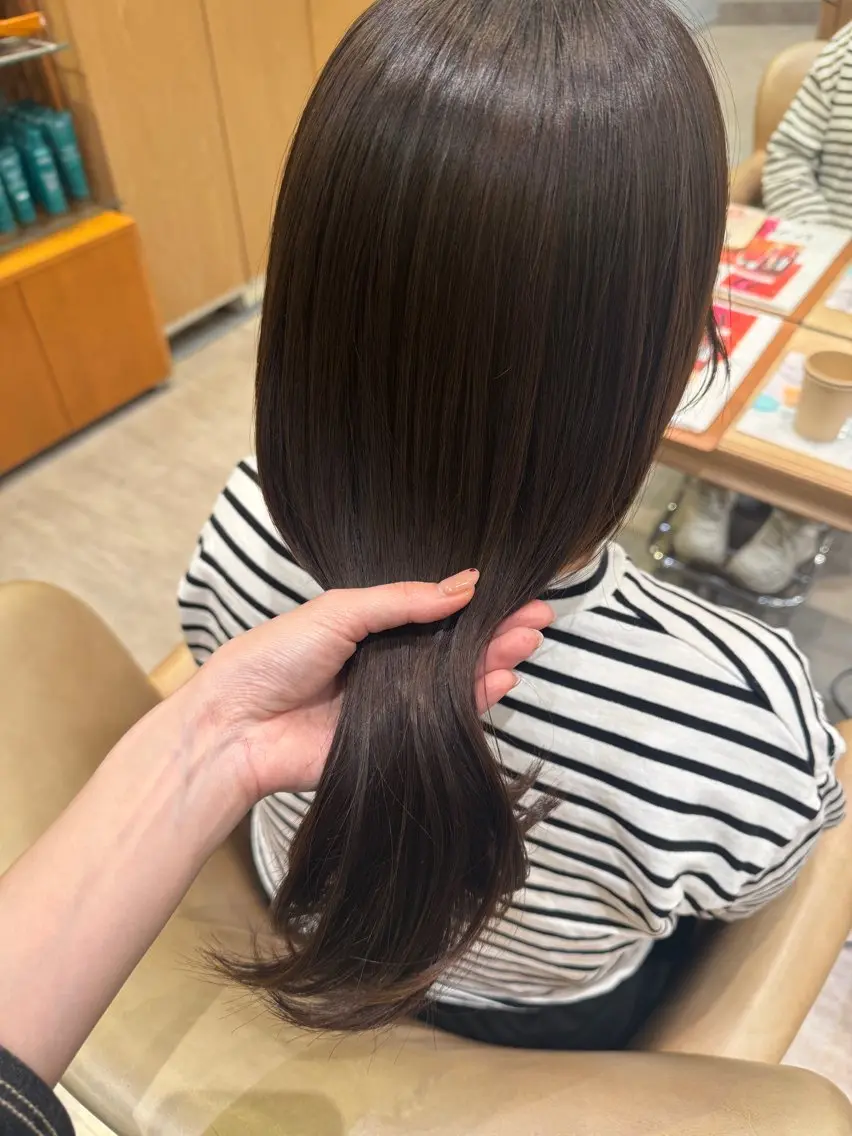 ❣️1日1名様限定❣️艶ワンカラー＋Aujua2stepトリートメントの写真