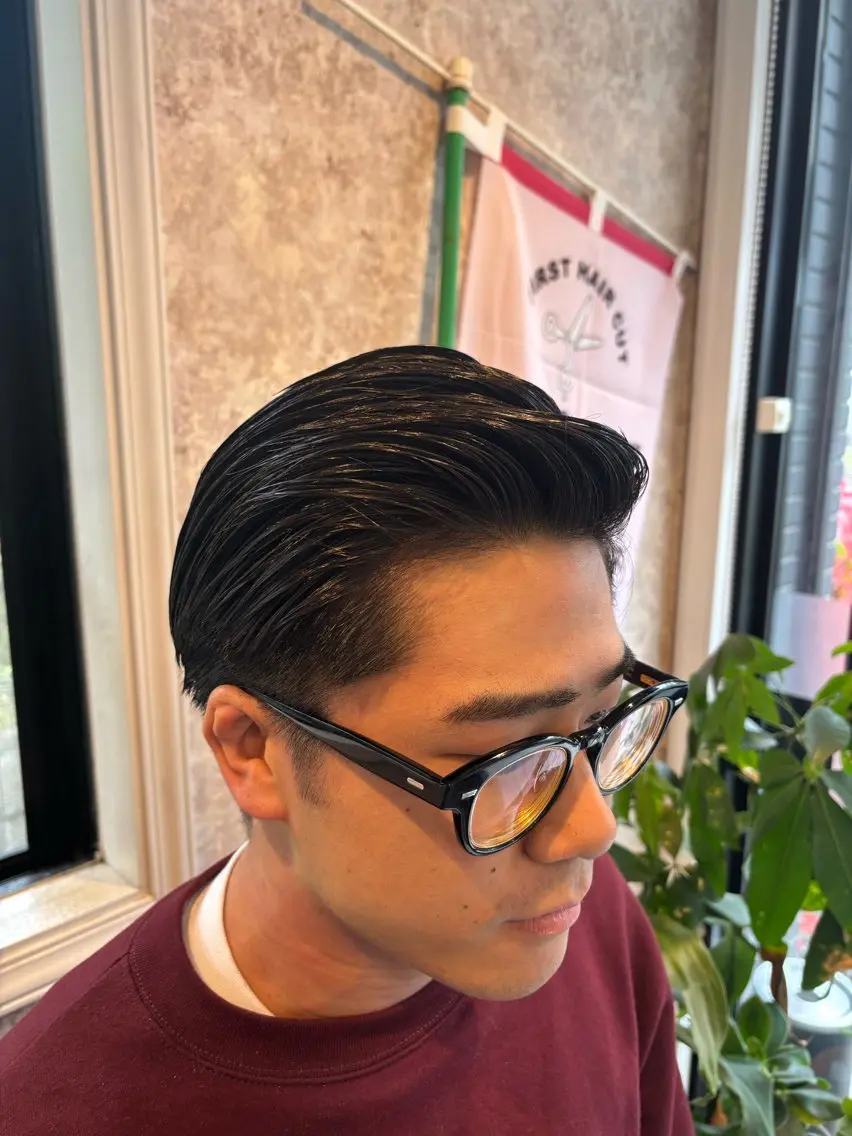 ミディアム シュウ 後藤のヘアスタイル